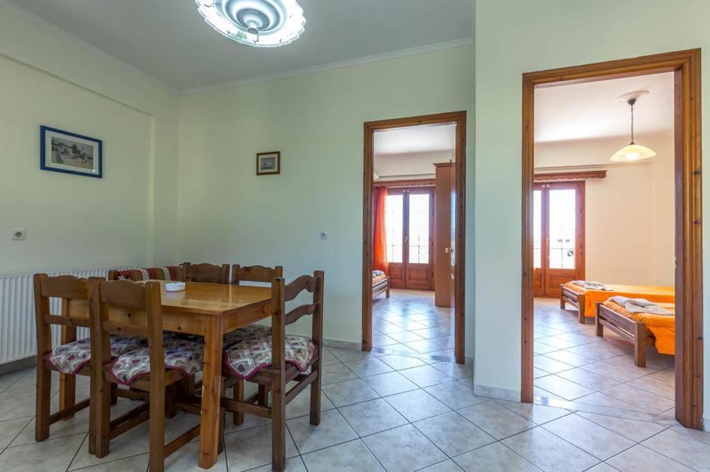 Kapetanios Apartments Agios Stefanos Avliotes  Exterior photo