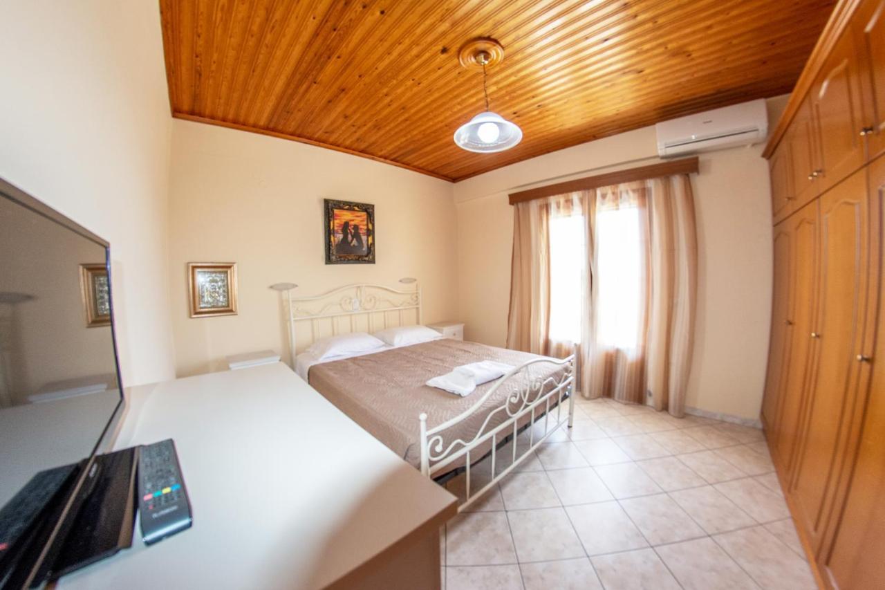 Kapetanios Apartments Agios Stefanos Avliotes  Exterior photo